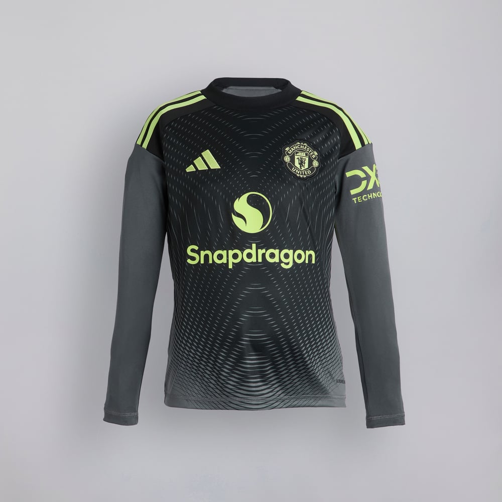 Kid's Manchester United 2025/26 Goalkeeper Long Sleeve Shirt